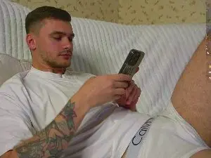 Cam4 Live Porn of johnstoneisland
