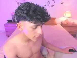 Cam4 Watch Live Sex Cams of alazbel8