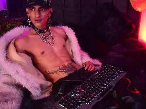 Cam4 Best Webcam of DemonKushx