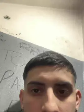 Cam4 Live Porn of Parejahott27