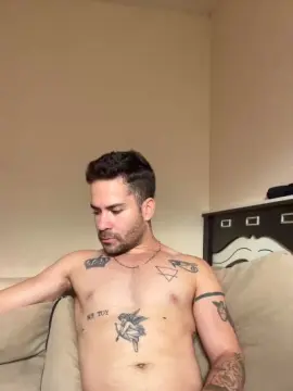 Cam4 Live Porn of pedro5946