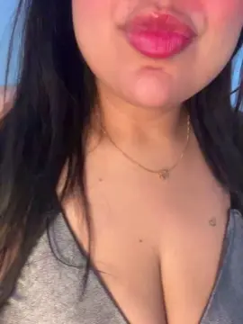 Cam4 Live Sex Cam of Quiqui28