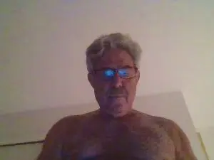 Cam4 Free Live Porn of lefty147