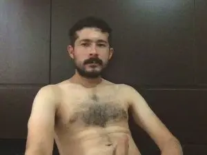 Cam4 Free Live Porn of Victor_ready4u