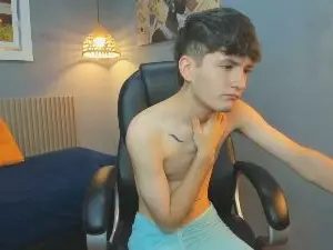 Cam4 Free Porn Cam of trevor_mob