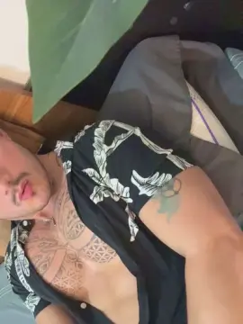 Cam4 Live Porn of Sdumont