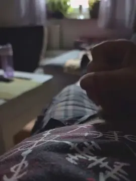 Cam4 Watch Live Sex Cams of tommynrw74