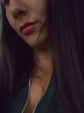 Cam4 Free Live Porn of Lupita74