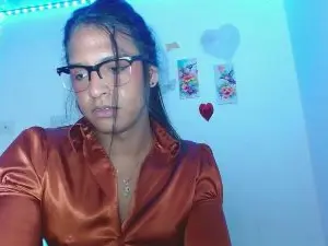 Cam4 Adult Webcam of Laboni_sweet