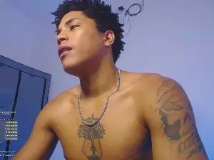 Cam4 Adult Video Chat of LatinEvanoBBC