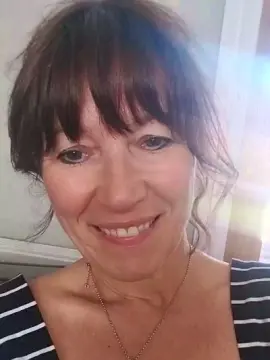 Cam4 Private Sex Chat of Cumonme17