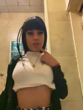 Cam4 Live Sex of Chulita22