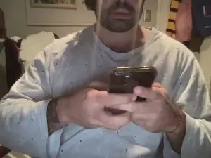 Cam4 Live Sex of andres__9320