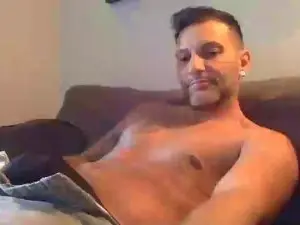 Cam4 Live Sex of goroasroma