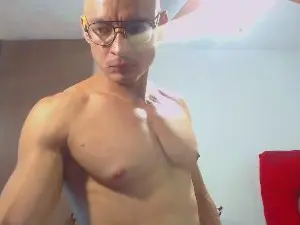 Cam4 Live Sex of GYMXXXBOY