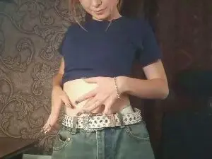 Cam4 Live Porn of CarinaHadden