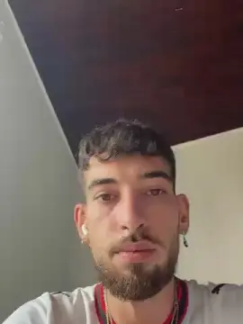Cam4 Live Porn of Meastroboris95