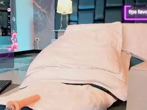 Cam4 Sex Chat of naomii_collins_