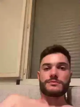 Cam4 Sex Chat of Enzolololo