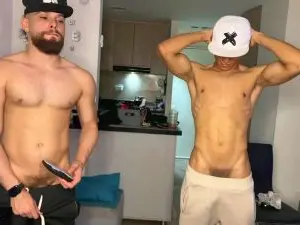 Cam4 Sex Cam of zoneboys_