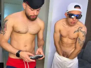 Cam4 Free Porn Cam of zoneboys_