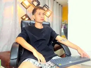 Cam4 Sex Chat of LucassSmithh