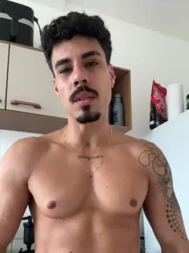 Cam4 Watch Live Sex Cams of Luky