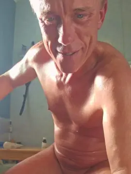 Cam4 Live Porn of deepcheeks