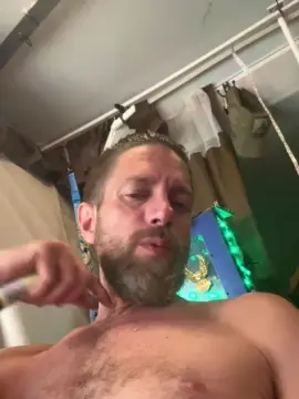 Cam4 Live Sex of Greatwhitemoby