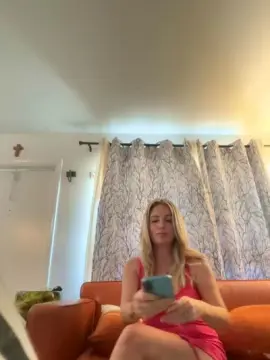 Cam4 Watch Live Sex Cams of LetsshowitALL