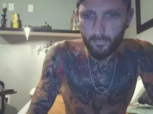 Cam4 Live Sex of FrankieDRay