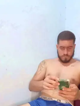 Cam4 Live Sex Cam of polaco061