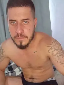 Cam4 Live Sex of polaco061