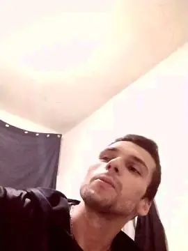 Cam4 Live Sex of raphael_BDSM