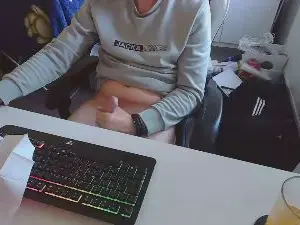 Cam4 Nude Webcam of Aleex325
