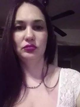 Cam4 Live Sex of rubyqueenof
