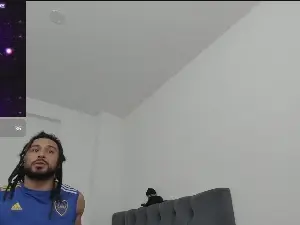 Cam4 Nude Webcam of Louis_marley