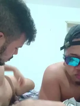 Cam4 Free Live Porn of TheFireBoy24