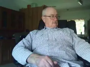 Cam4 Sex Cam of robert_51xx