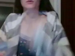 Cam4 Sex Cam of KiaraLewis