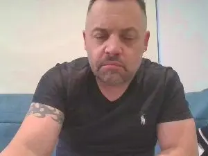 Cam4 Live Porn of ilovesexylegs25