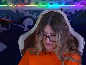 Cam4 Free Live Porn of Lissaa_Moon