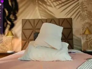 Cam4 Sex Cam of Scarleett_22