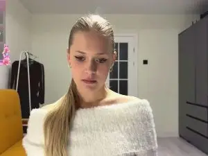 Cam4 Nude Webcam of RaguelFoots