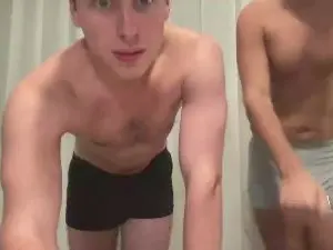 Cam4 Free Porn Cam of curiousfratbros
