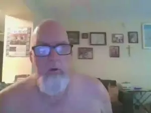 Cam4 Live Sex Cam of TINYCOCK1956