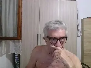 Cam4 Free Live Porn of cockring1