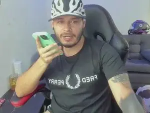 Cam4 Adult Video Chat of ragnar_lothbroc