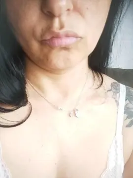 Cam4 Adult Video Chat of Sarahsua