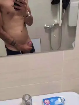 Cam4 Free Live Porn of Zayn_00